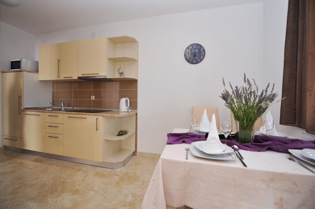 Lastura Aparthotel & Mobile Homes Novalja Kültér fotó